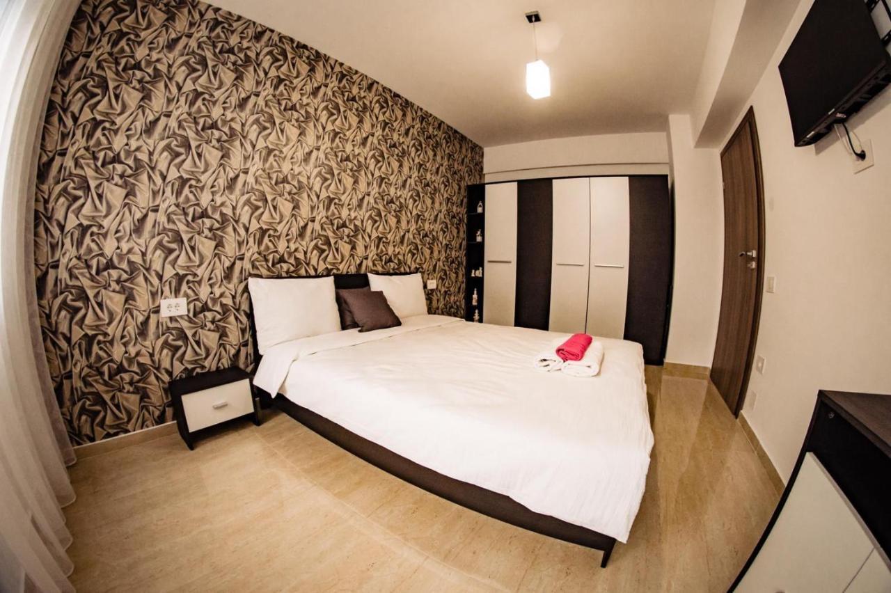 Apartment Gabriela'S Home Oradea Eksteriør bilde